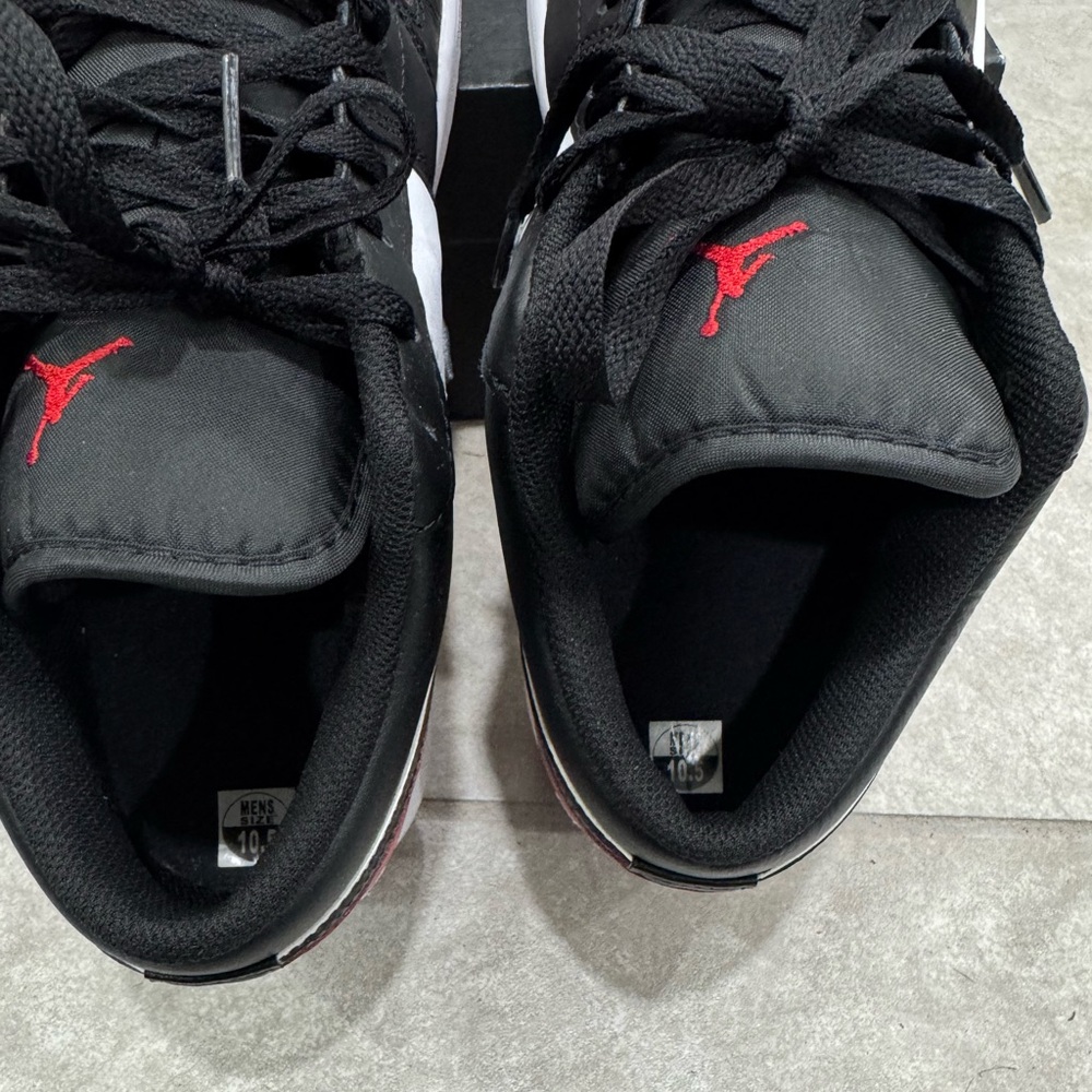 Size 10.5 - Air Jordan 1 Low Bred Toe 2.0 - Picture 6 of 8